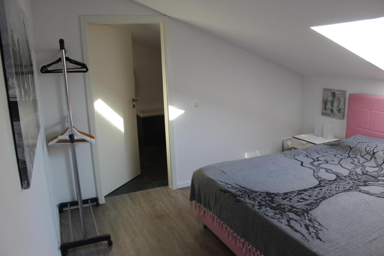 Köln Und Apartment Erftstadt